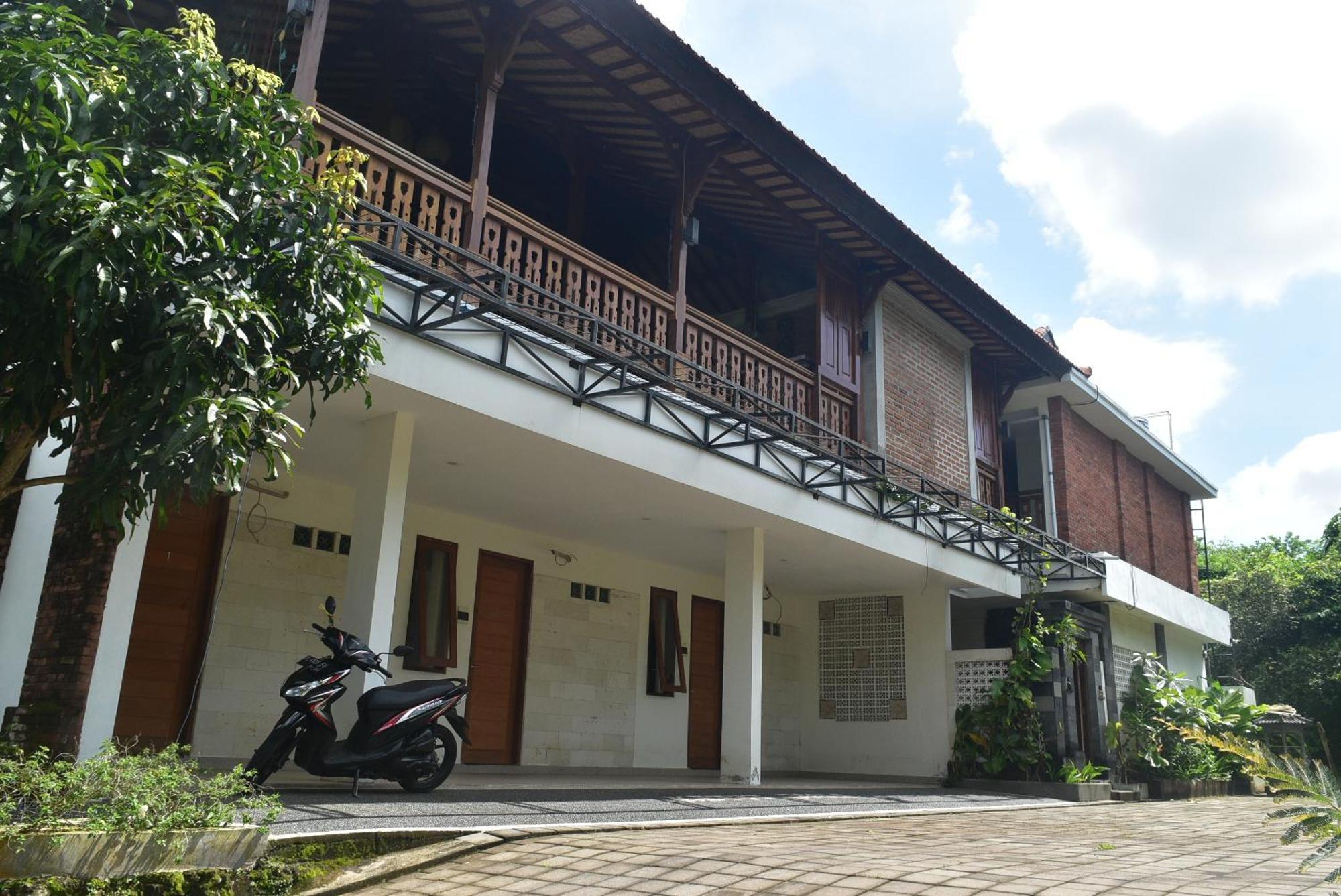 Ketut Joglo Guest House Nusa Dua  Ngoại thất bức ảnh